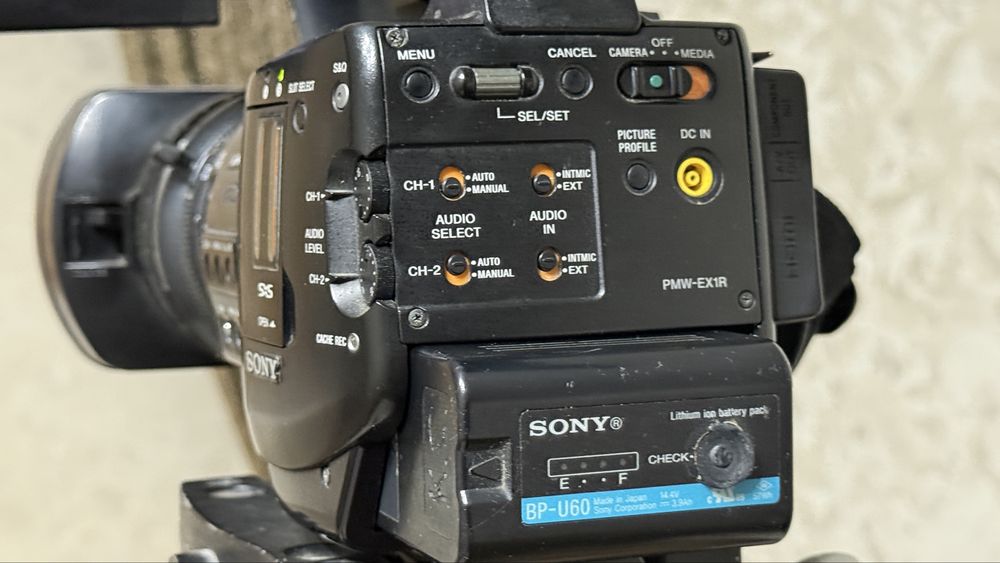 Видеокамера SONY XDCAM EX