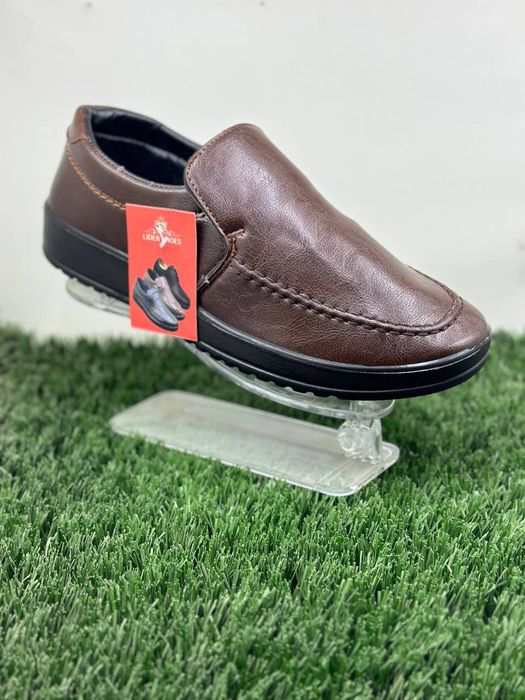 Muskoy oyoq kiyim yangi razmerlar bor sfatli salamandr   matryali karp