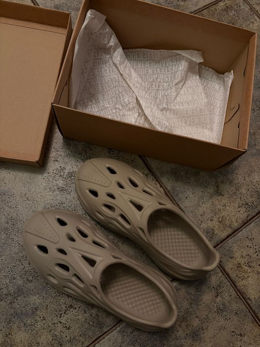 Steve Madden Vine Slip On