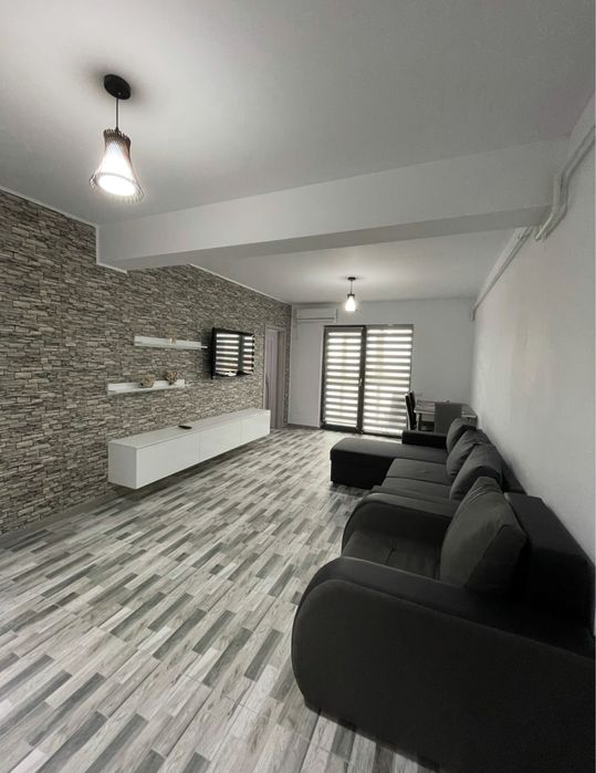 Apartamente de închiriat