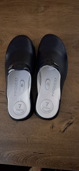 Продавам Медицинско сабо