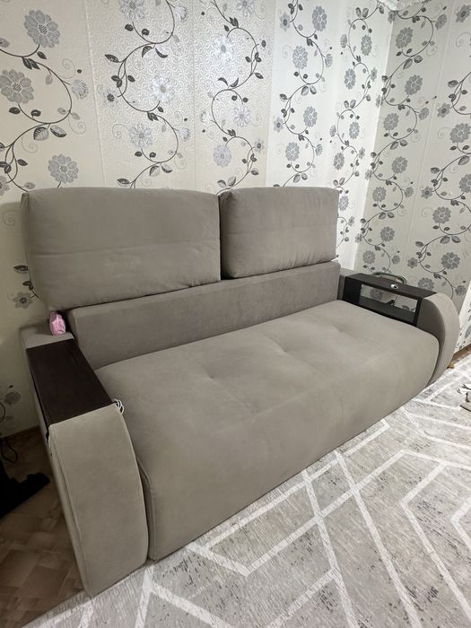 Продам диван в отличном состоянии