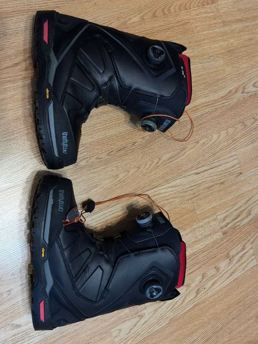 Ботинки спортивные для сноуборда