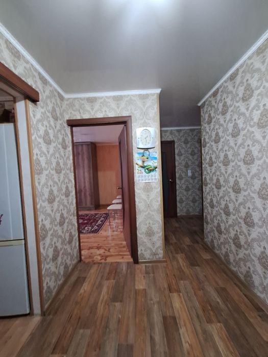 Продам 3 комнатную квартиру район .