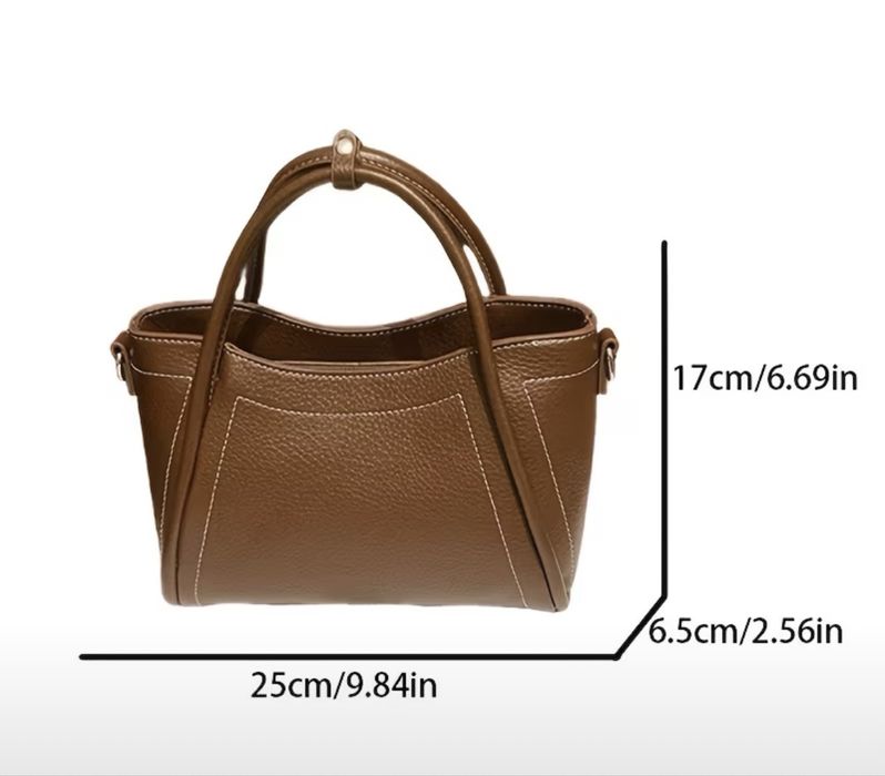 Стилна кафява чанта– must-have аксесоар