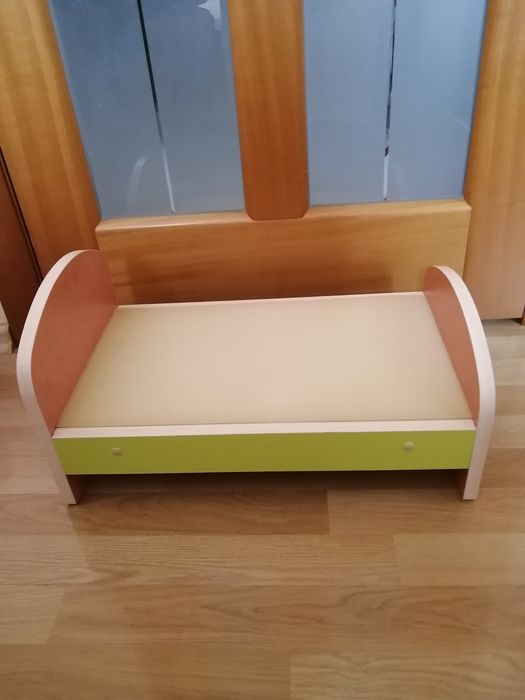 Кроватка для кукол