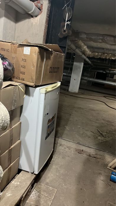 Холодильник сатылады срочно