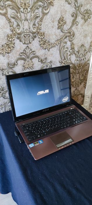 Мощный быстрый ноутбук Asus