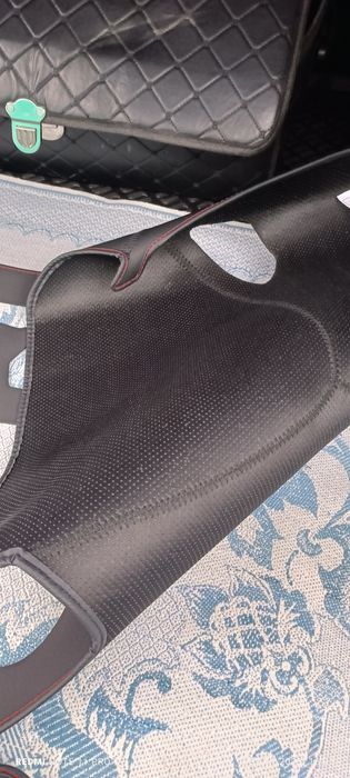 Продам накидку на панель хундай саната