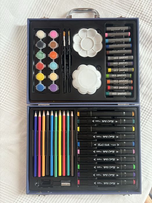 Детски комплект за рисуване в красиво куфарче