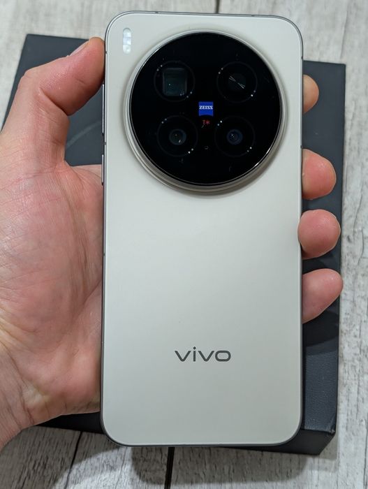 Vivo X300 Pro 512 gb Ram 16 5G