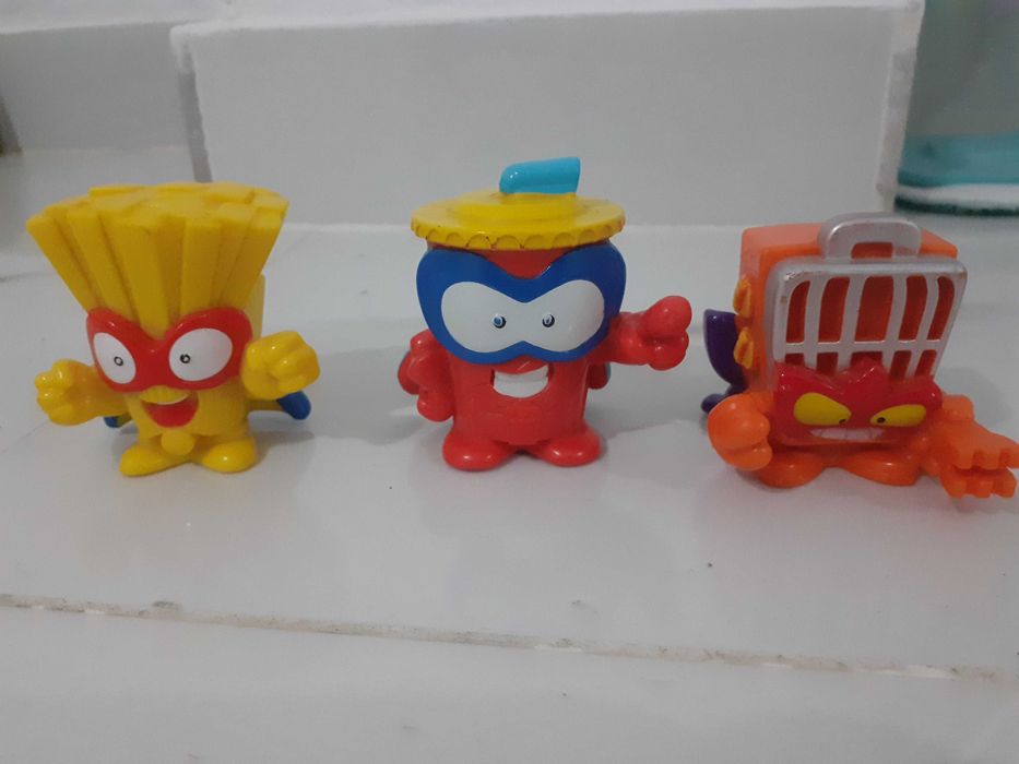 Super zinghs figurine mari