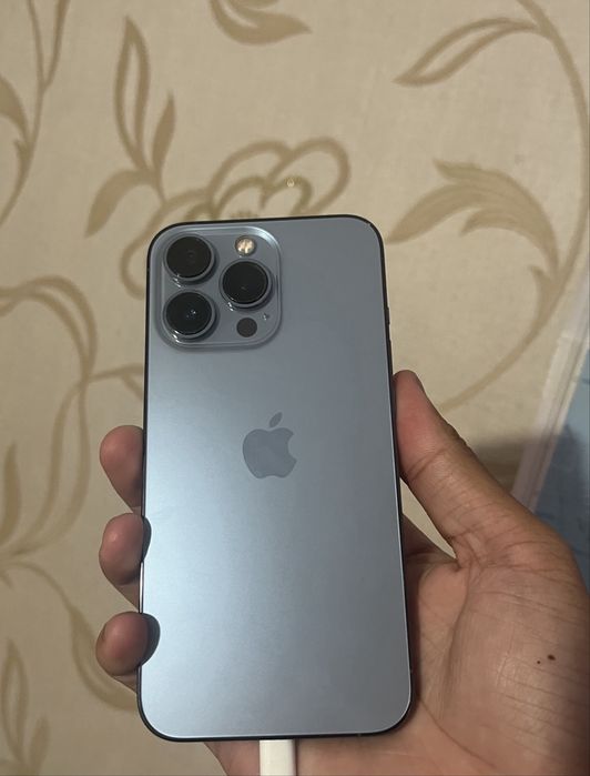 iPhone 13 pro 128gb blue