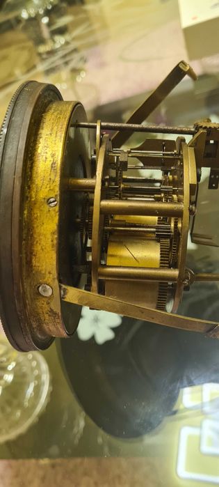 Mecanism ceas semineu