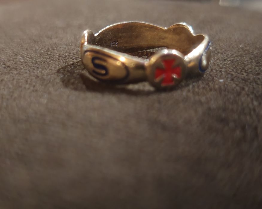 Продавам златни накети