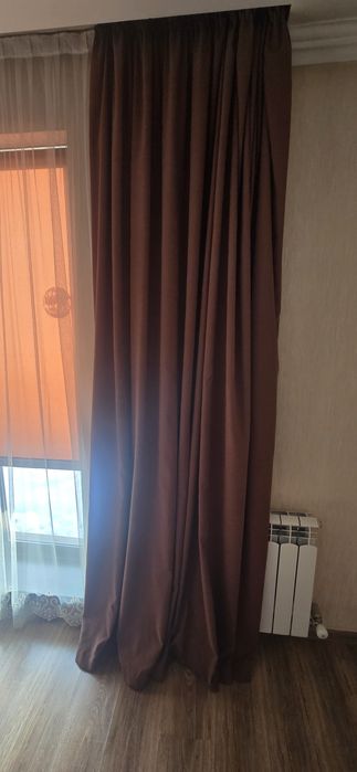 Продам шторы в отличном состоянии.