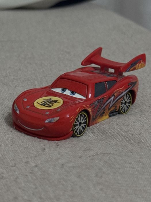 Disney Cars Dragon McQueen