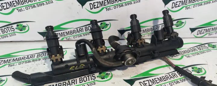 Rampa injectoare Volkswagen VW Polo 2000 1.0 MT (50 hp)