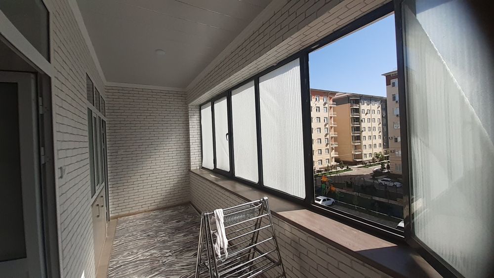 3 xonali 119kv.m  kvartira sotiladi.