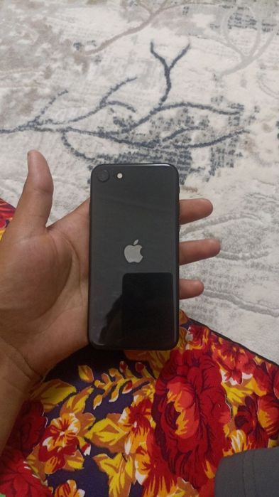 Iphone se 2020 holati zor