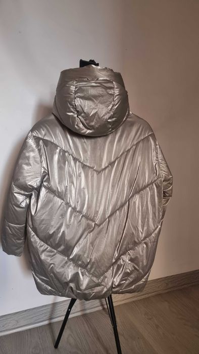 Пуховик на девочку рост 146