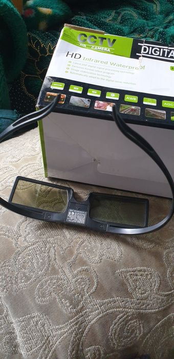 Продам стериоскопические очки.