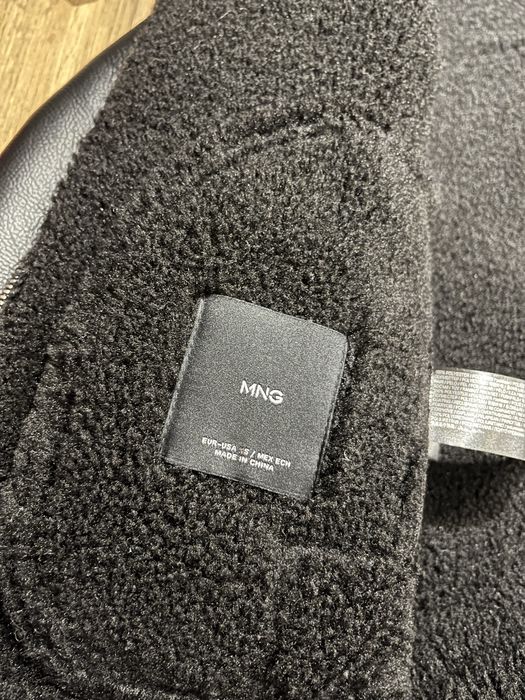 Зимно дамско яке MANGO - S