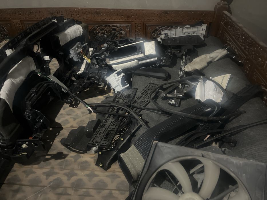 Лексус ЕС 250 рестайлинг