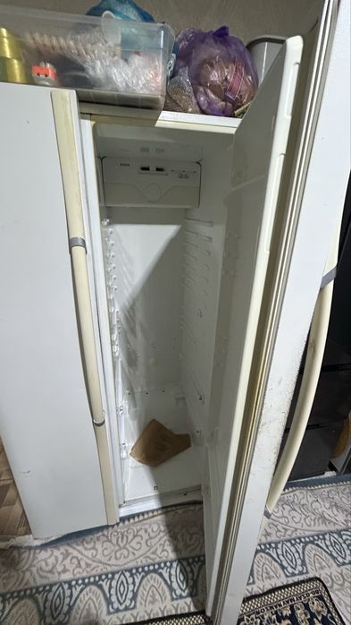 Холодильник сатылады срочна
