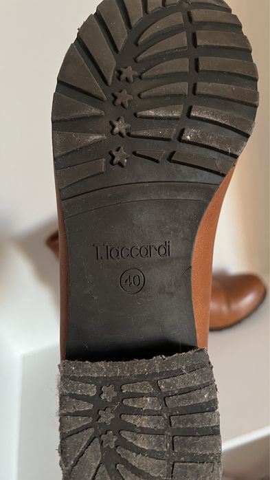 Продам обувь. Размер 40,39