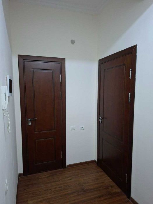1 xonali kvartira, pishgan g`isht, gazi bor, 1/9/9