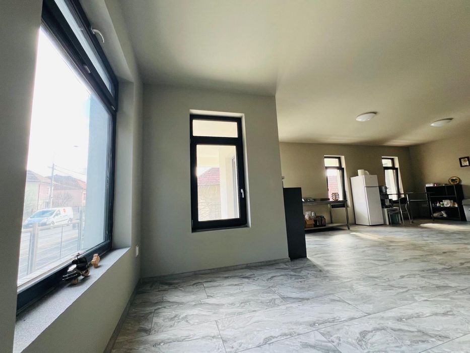 Închiriere spațiu comercial – ideal pentru alimentație publică