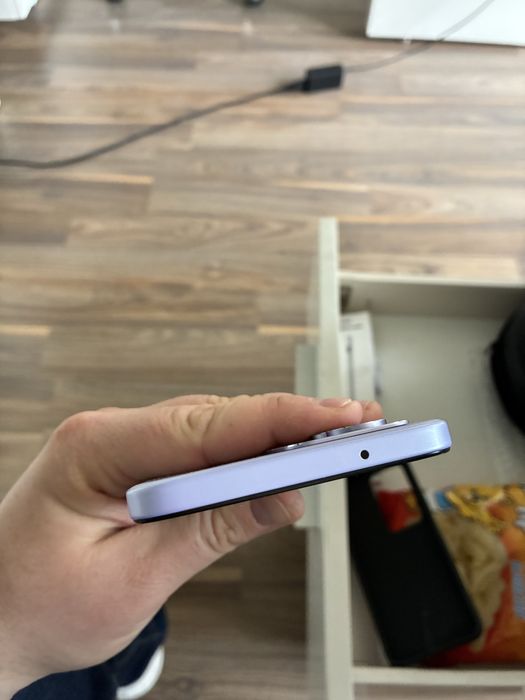MI Redmi 15 7000 mAh батерия, Snapdragon, 50mpx camera, 128 GB
