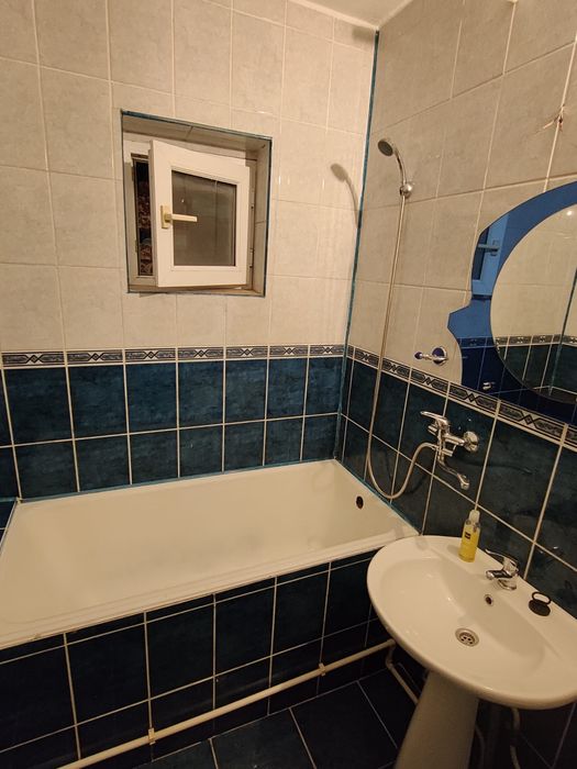 Inchiriez apartament 2 camere