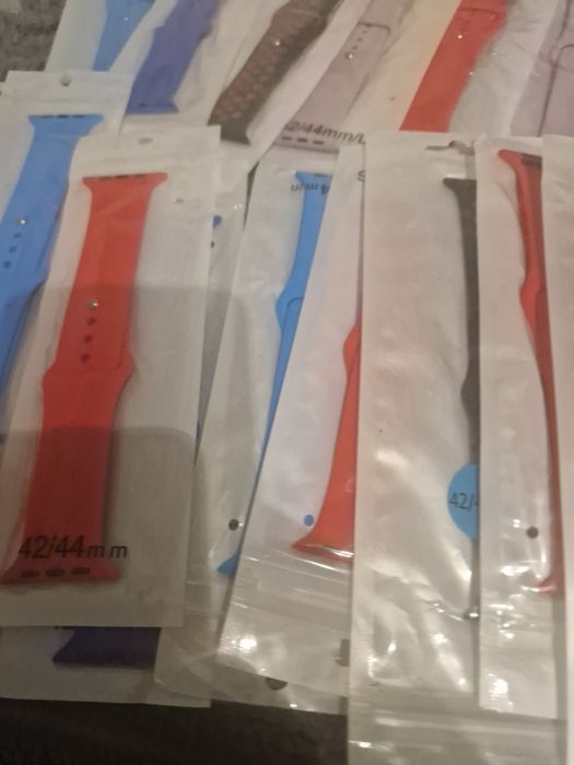 Vand curele pentru toate modelele de ceasuri smart, samsung,apple,etc