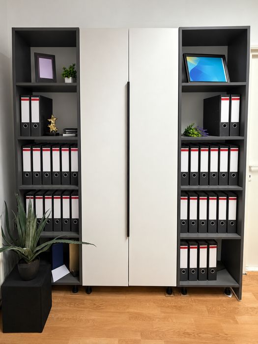 Mobilier birou modern – Recepție cu LED + Dulap – Separat sau la pachet