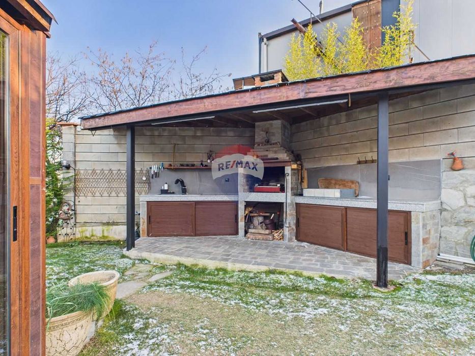 Продава се Къща в Варна, Виница - 260 кв.м за 1332 €/кв.м - Снимка #21