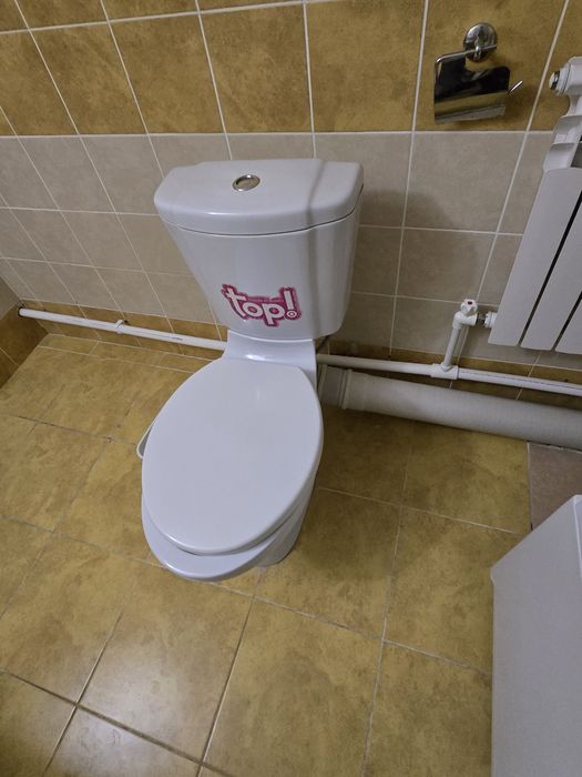 Продам унитазы б/у