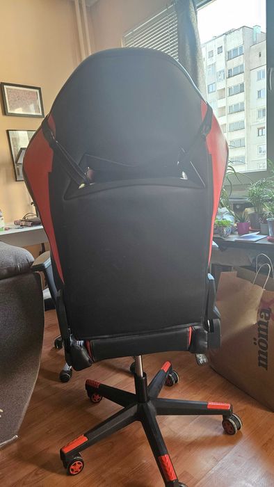 Геймърски стол / Gaming chair – удобен, ергономичен, черно-червен