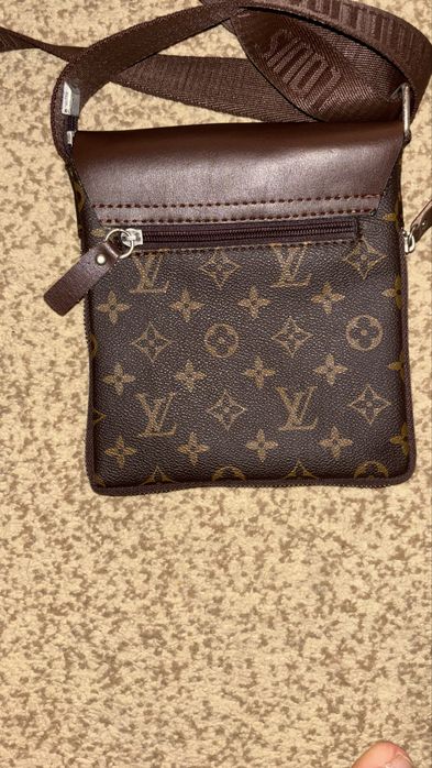 Borseta Louis Vuitton