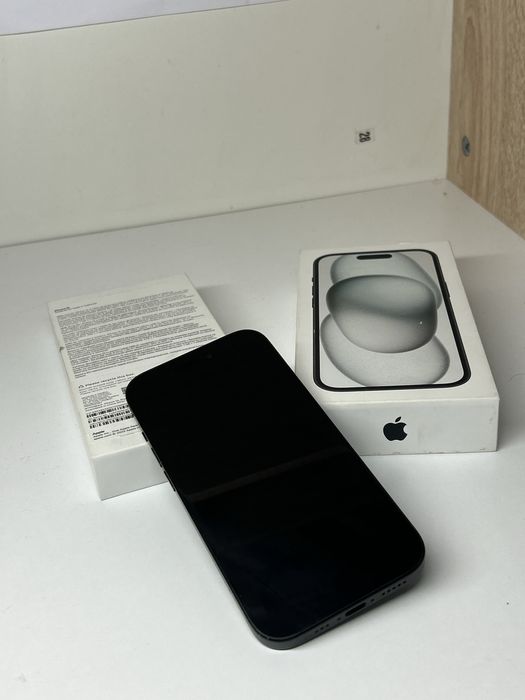 Iphone 15 128gb.