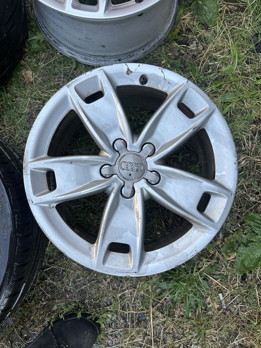 Оригинални джанти за Audi A-3 8P фейс/ауди А-3 / 17 цола 5 х112 57.1/ 7.5Jx17 ET 56