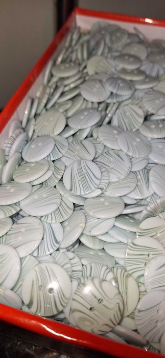 Nasturi între 5 si 10 lei kg