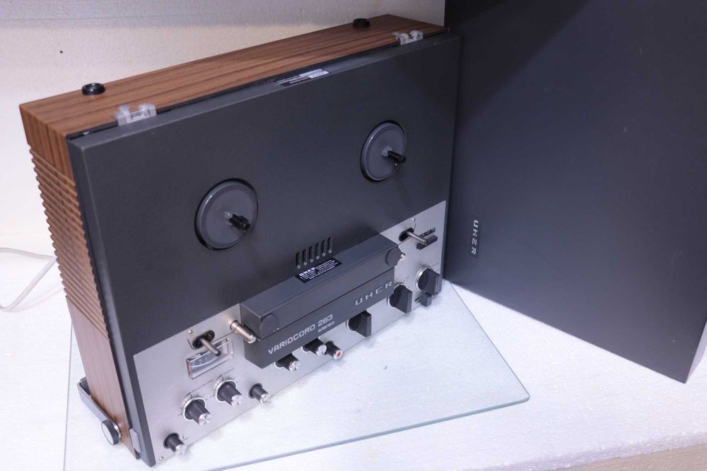 Magnetofon Uher Variocord 236.