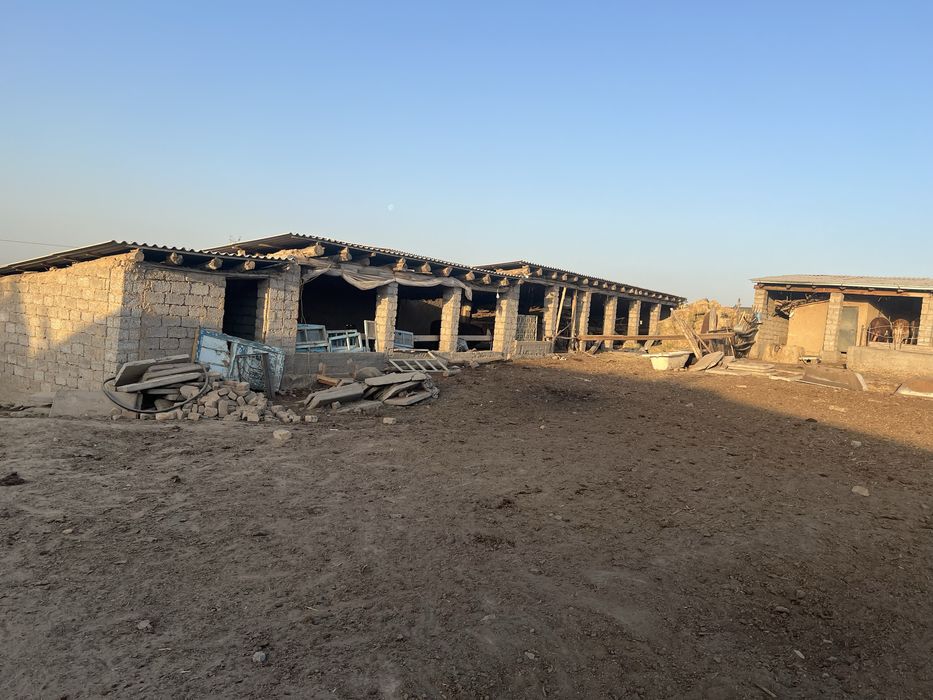 Yer uchaska hovli mol boqishqa sharoyit bor