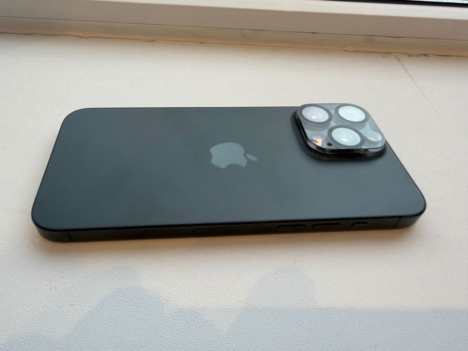 iPhone 15 pro max 512GB