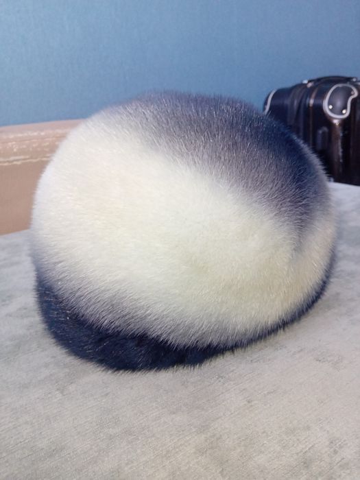 Продается меховая шапка