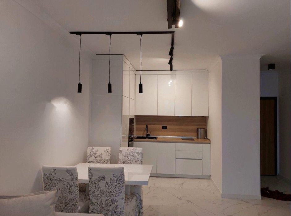 Дава се под наем Двустаен апартамент в София, Манастирски ливади - 70 кв.м за 896.58 € - Снимка #1