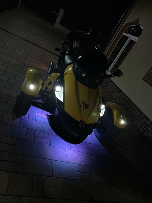 Can am spyder premier edition