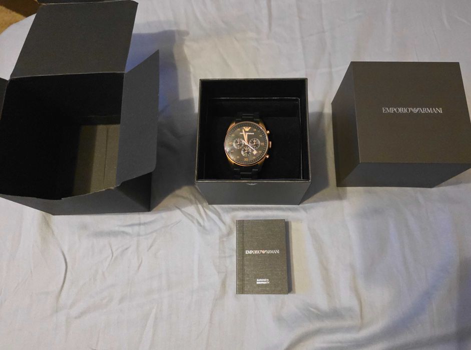 Ceas barbati Emporio Armani, inox,43mm, negru/auriu, factura, garantie